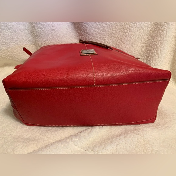 Dooney & Bourke Large Pebble Grain Shoulder Bag - Picture 3 of 12